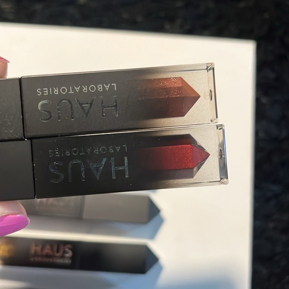 HAUS Laboratories - Picture 2 of 6